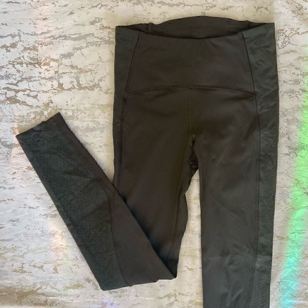 Lululemon high rise laser cut mesh detail leggings